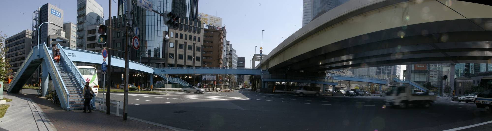 Shimbashi Pedestrian Deck