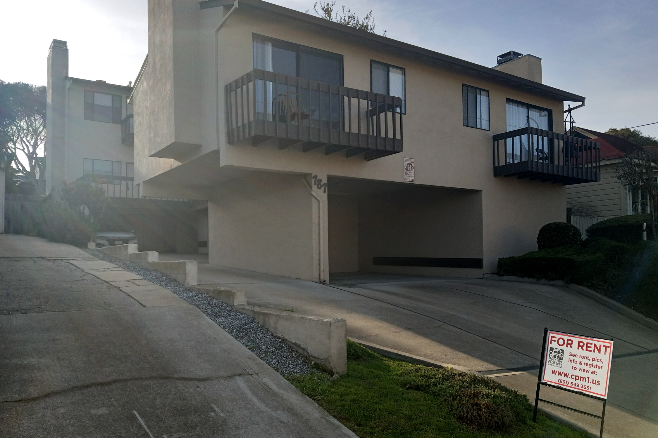 20230201-Apartment-Hunt-08